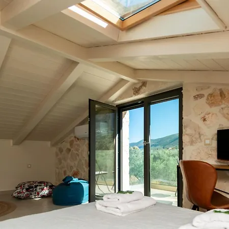 Villa Nava - Nestled In Olive Trees With Private Pool, By Zantewize